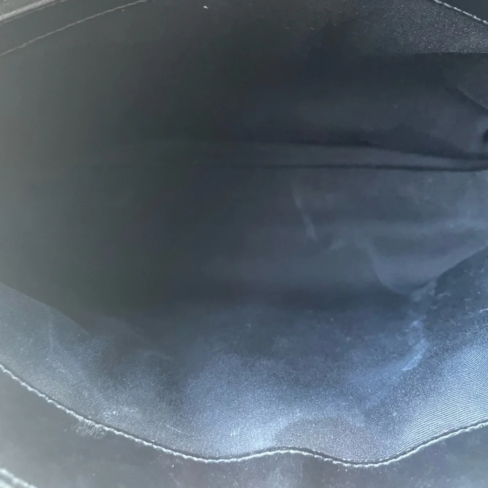 Yves Saint Laurent Black Shoulder Bag - Picture 6 of 6